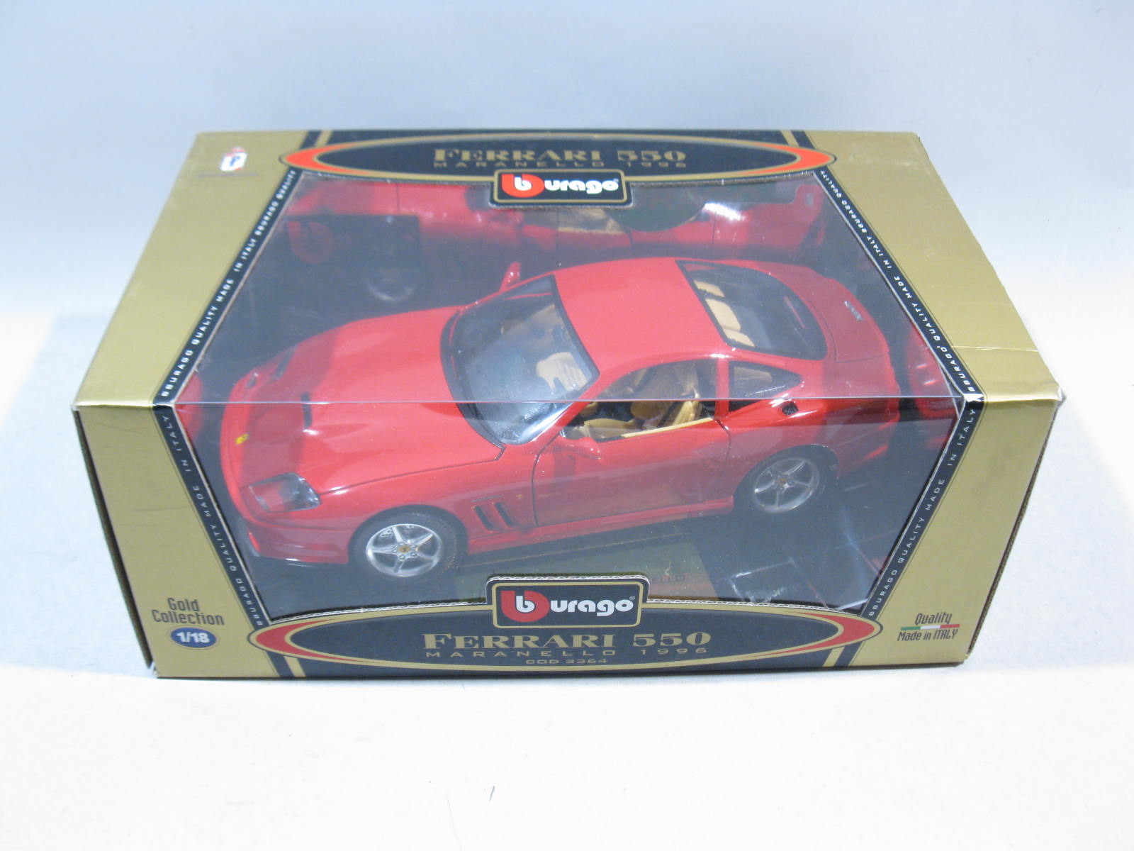 Burago 3364 Ferrari 550 Maranello 1996 in rot 1/18  Gold Collection ma111