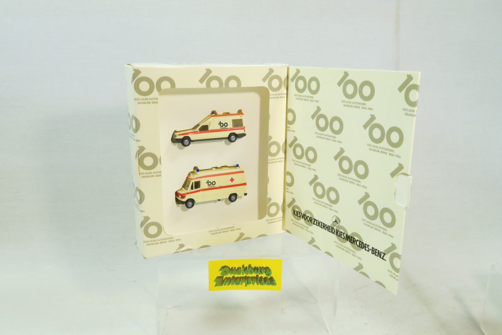 Herpa Set Mercedes Krankenwagen 100 Jaar Zuverlässigkeit NL in OVP 1:87 175561