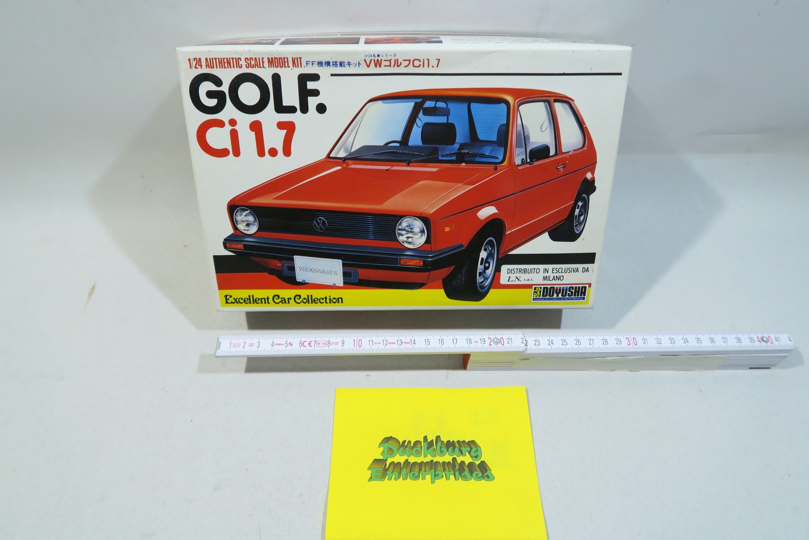 Doyusha IC 6 - 900 Volkswagen VW Golf I Ci 1.7  mit Motor 1/24 mb14013