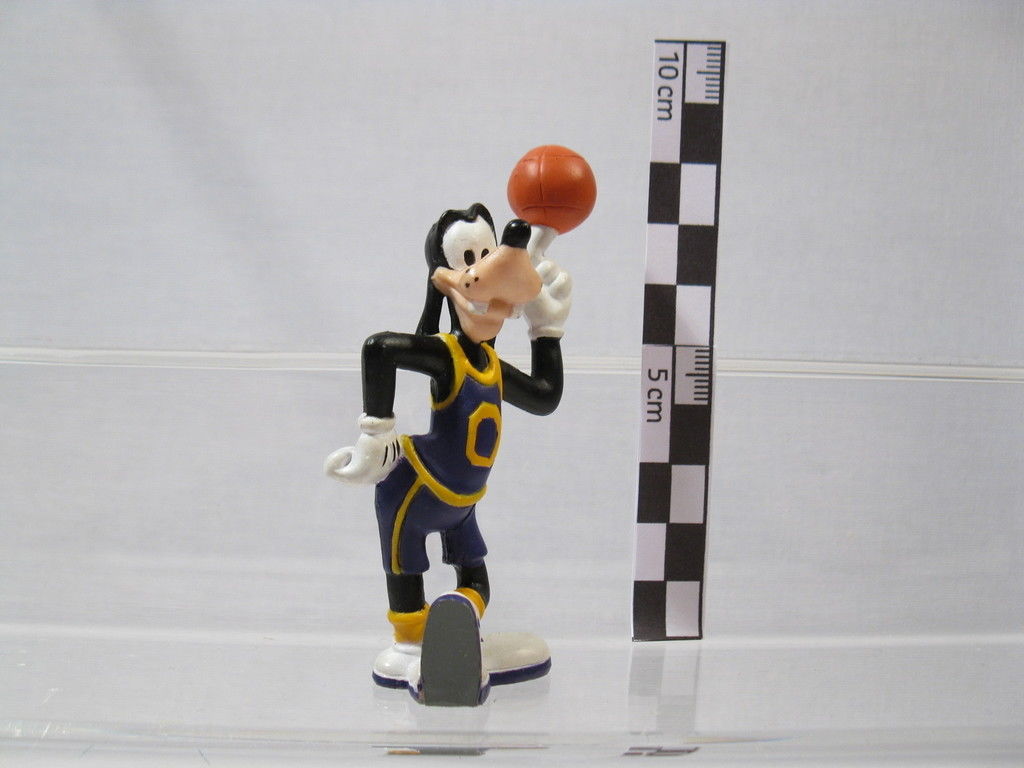 Disney winning team USA Serie:   Goofy Basketball   Disney Park 1998    60118