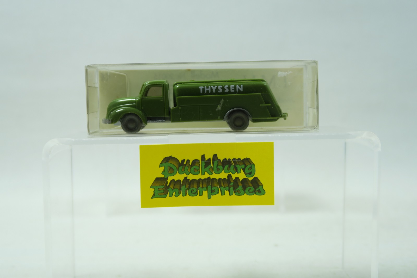 IMU 1:87 LKW 20015 Mercedes Benz Thyssen Tankwagen in OVP 173139