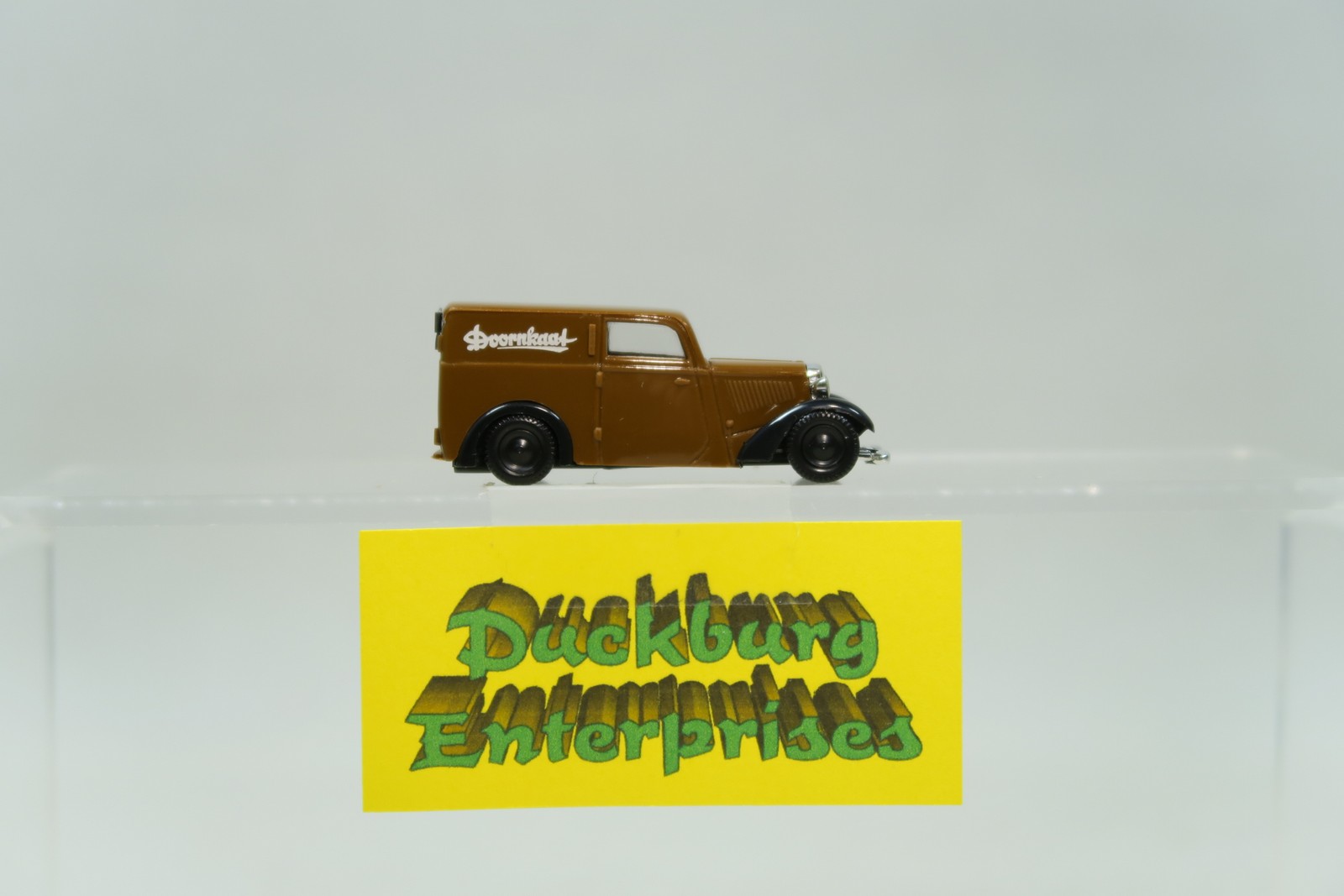 Brekina 1:87 1304 DKW F7 Kastenwagen Doornkaat braun in OVP 174027