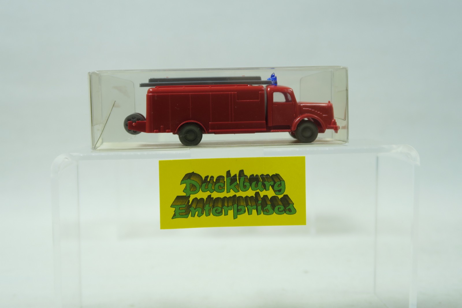 IMU 1:87 LKW 20009 Mercedes Benz Feuerwehr 3 Blaulichter  in OVP 173133