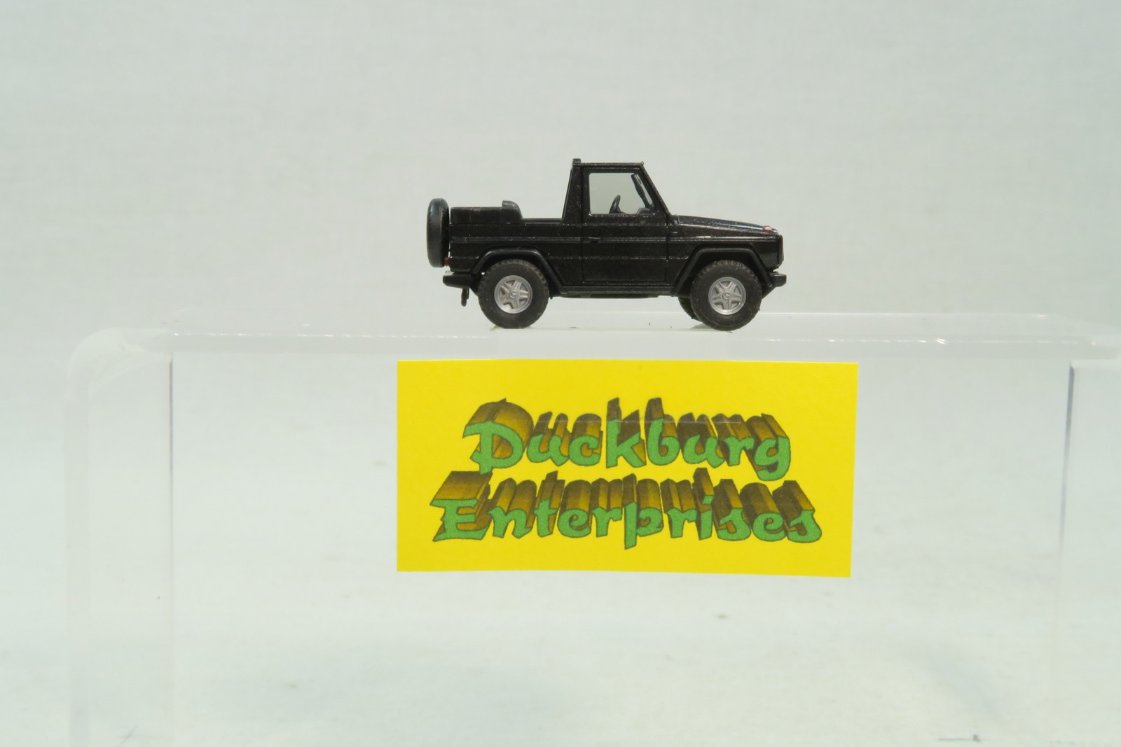 ? 1:87 PKW Mercedes Benz G Klasse (mit Überrollbügel) schwarz  lose 176101