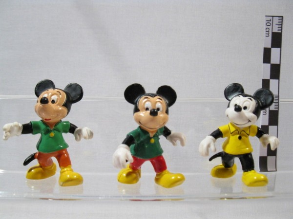 Micky Maus laufend 3 Figuren Farbvarianten Bully Disney Classic Serie 60131