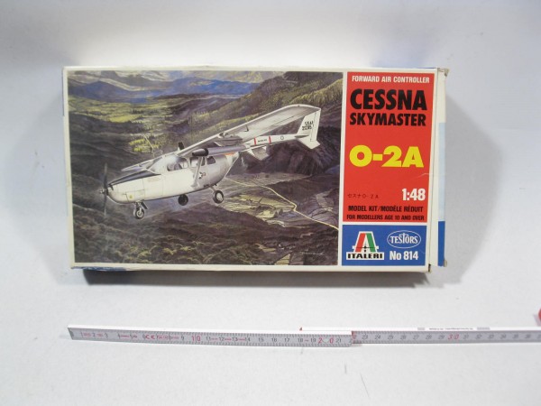 Italeri Testors 814 Cessna Skymaster O-2A 1:48 lose in Box mb9429