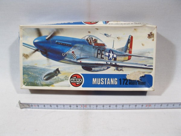 Airfix 02045 Mustang P 51 D 1:72 lose in box mb5113