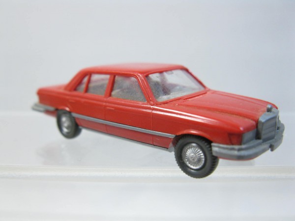 Wiking Mercedes 450 SE in rot lose H0 1:87 wi1915
