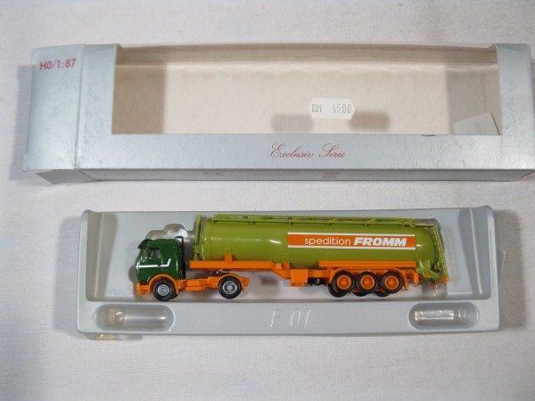 Herpa 811099 Mercedes Silo Sattelzug Spedition Fromm in OVP h273